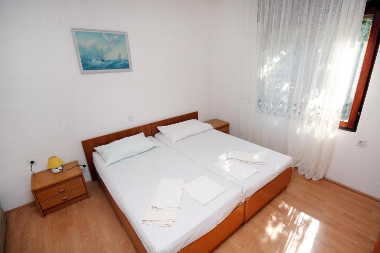 Apartments By The Sea Suha Punta, Rab - 5050 Kampor Eksteriør bilde