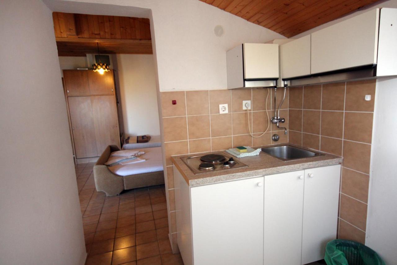 Apartments By The Sea Suha Punta, Rab - 5050 Kampor Eksteriør bilde