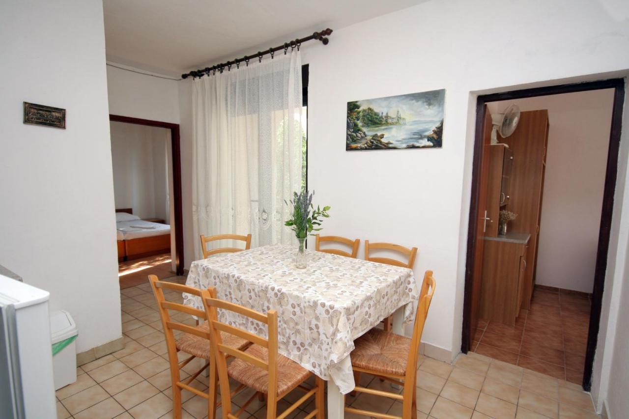 Apartments By The Sea Suha Punta, Rab - 5050 Kampor Eksteriør bilde